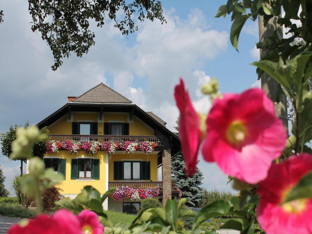 Obst&Gästehof Brandl Hartmannsdorf Exterior foto